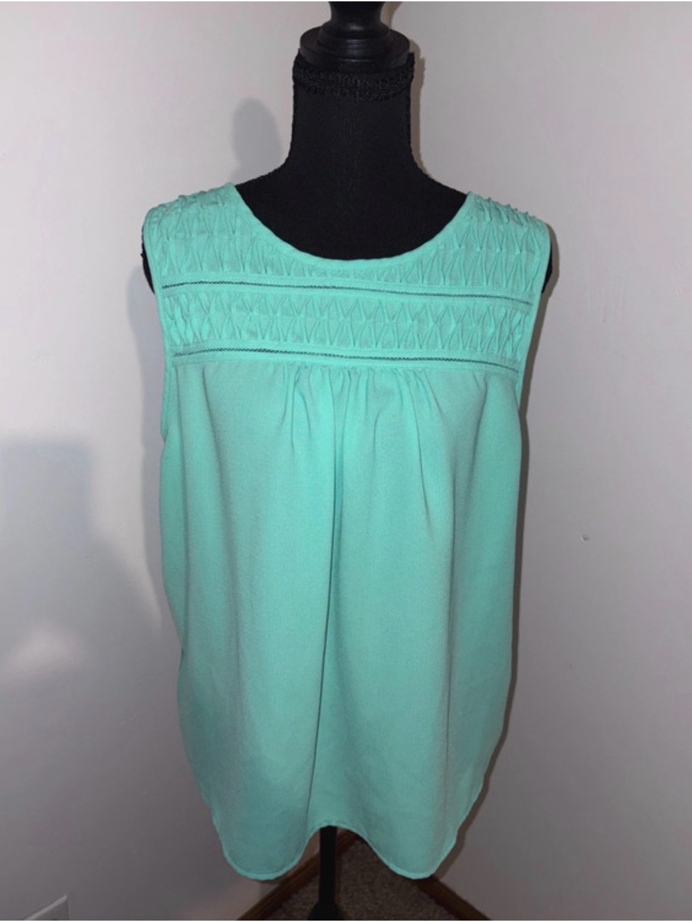 Elle Mint Green Sleeveless Smocked Yoke Camisole